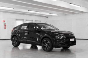 Citroen c4 feel pack nero eat8 km0 lato