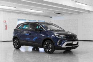Opel crossland elegance 110 cv blu km0 lato