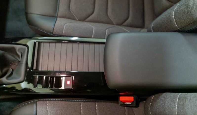 Citroen interni c4x feel pack rosso appoggiagomito