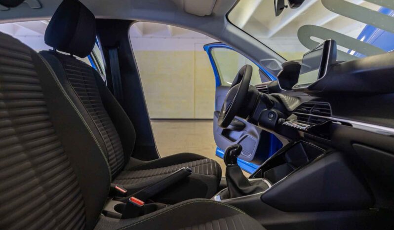 Peugeot interni 208 active blu km0 anteriore