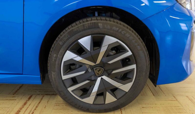Peugeot interni 208 active blu km0 ruota