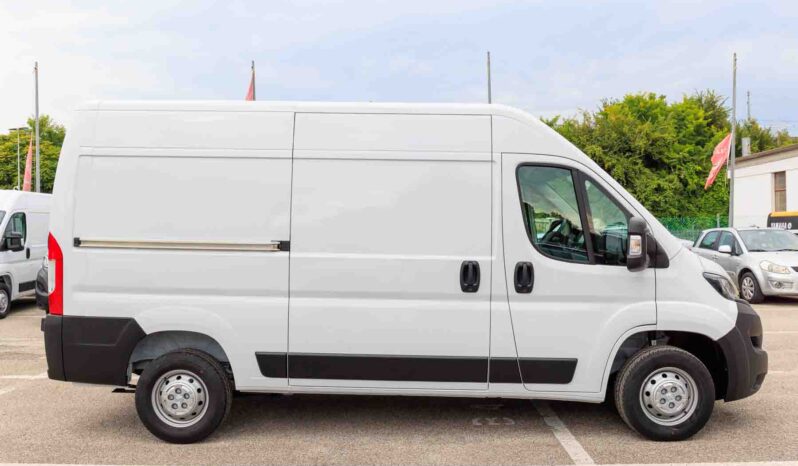 Peugeot boxer 333 l2 h2 140CV bianco km0 profilo