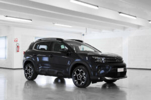 Citroen C5 Aircross Max eclipse blue km0 lato