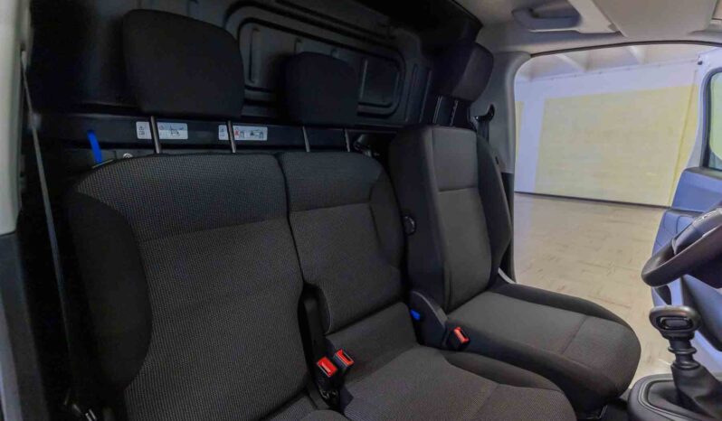 Opel interni Combo Cargo L2H1 Hdi 130CV Bianco sedili